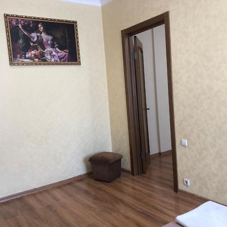 Гаряча Вода Та Опалення Є Без Світла Aparts On Savchenko 6B Street Dnipro Exterior photo